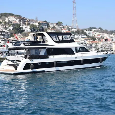 River Istanbul